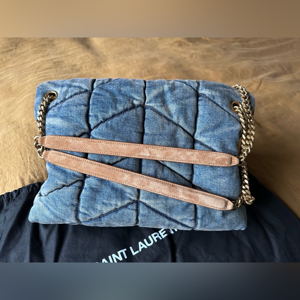 Saint Laurent Denim Quilted Medium Loulou Puffer - Picture 3 of 12